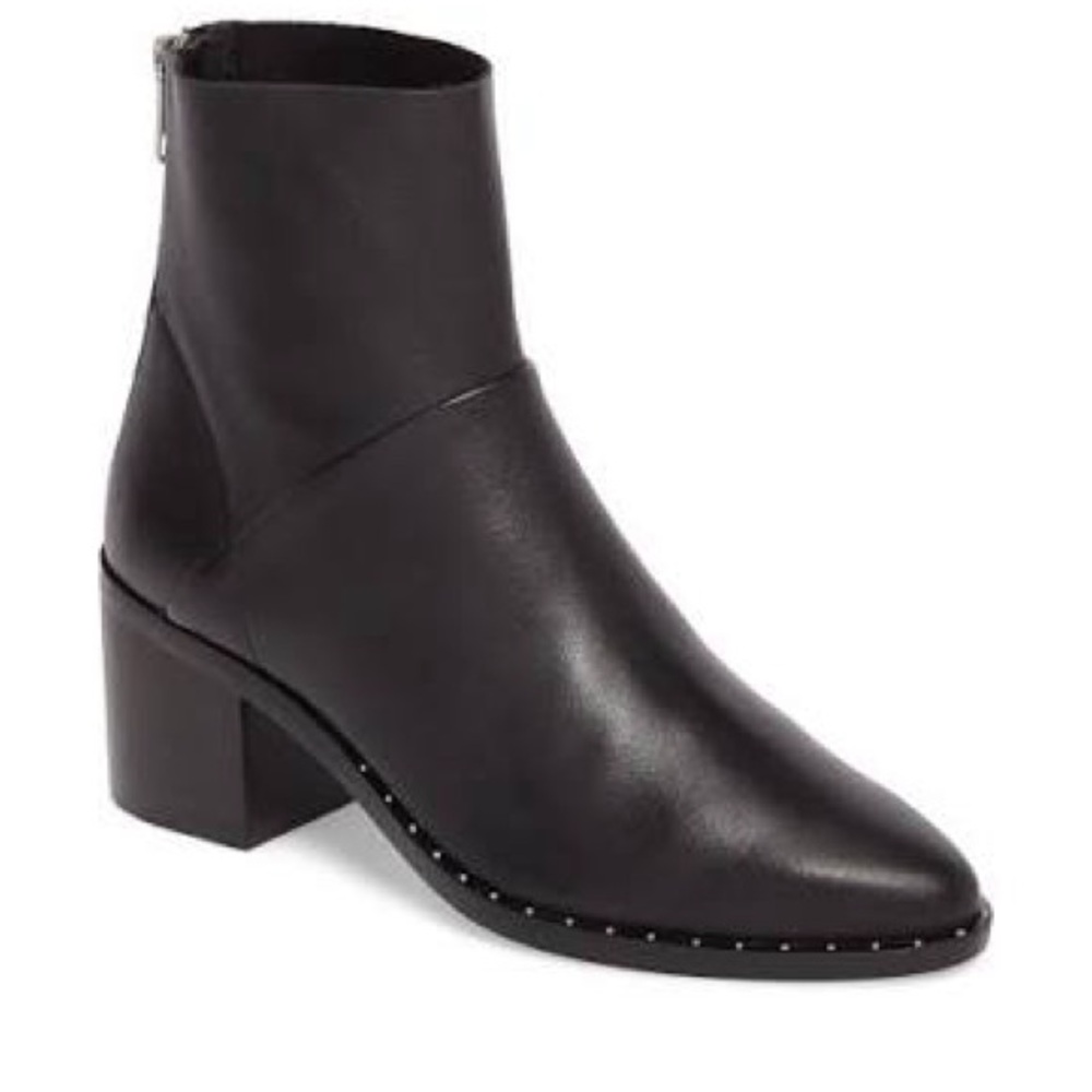 EUC Nordstrom studded pointed toe black leather bootie size 7.5